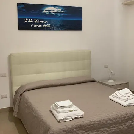 Porto Gaio 3*