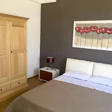 Porto Gaio Bed & Breakfast 3*